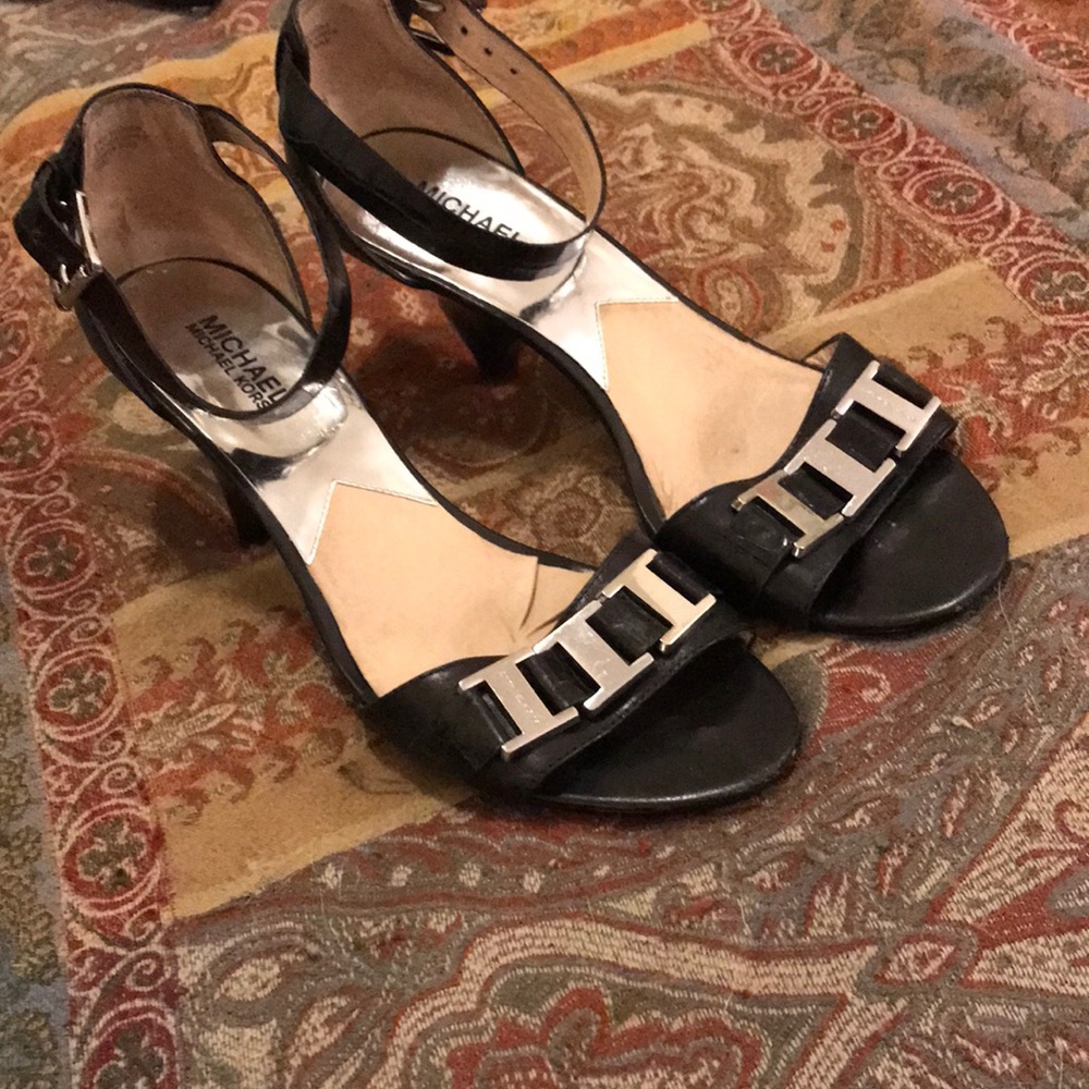 Michael Kors low heel